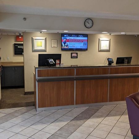 Red Roof Inn San Antonio Airport Экстерьер фото