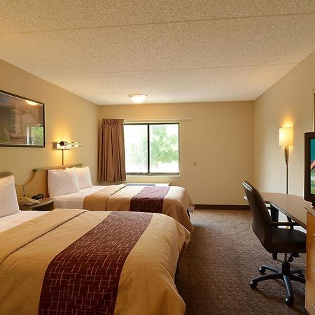 Red Roof Inn San Antonio Airport Экстерьер фото