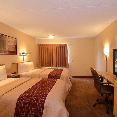 Red Roof Inn San Antonio Airport Экстерьер фото