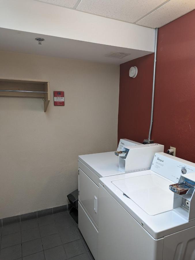 Red Roof Inn San Antonio Airport Экстерьер фото