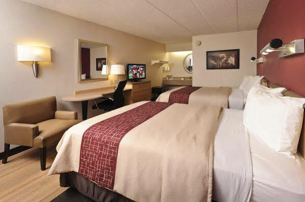 Red Roof Inn San Antonio Airport Экстерьер фото
